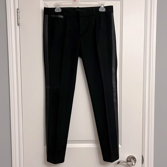 Banana Republic Sloan - Picture 1 of 6